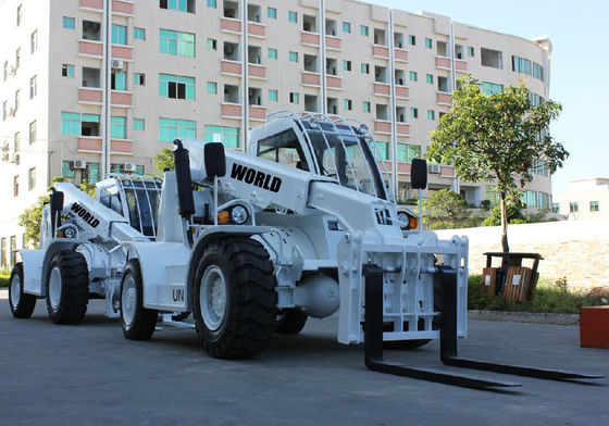 8.2T Terrain Forklift dengan Fitur Keamanan Overload Protection