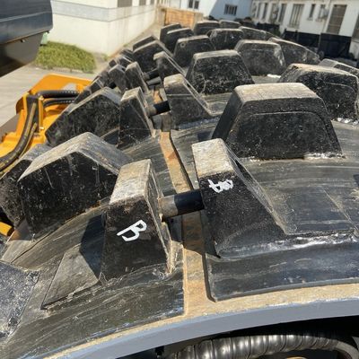 Mesin Penggiling Jalan Getaran 12ton Penggiling Drum Ganda Getaran Elektronik