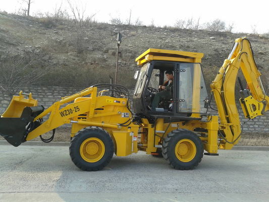Wheel Loader Backhoe 75KW Backhoe Loader Traktor Terdistribusi Secara Rasional