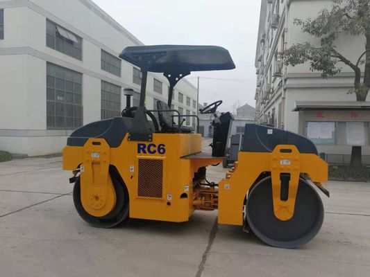 Bingkai Artikulasi Bergetar Roller Drum Tunggal 6000kg Mini Road Roller