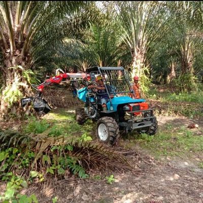 Traktor Open Cab untuk Perkebunan Kelapa Sawit dengan PTO Speed ​​240-1340rpm dan Ban Pertanian