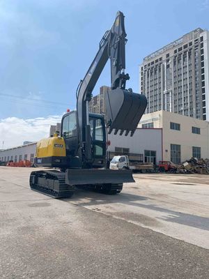 Penggali Perayap Kecil Hidraulik 18-20Mpa Maks. Kedalaman Penggalian 3,8m Setara dengan Komatsu 60 CAT 306