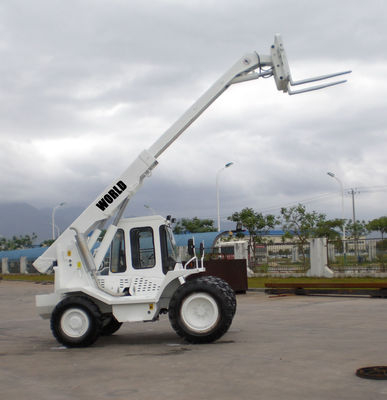 4 Wheel Drive EPA Mesin Diesel Telescopic Handler 2.5T beban Telescopic Forklift 4WD Telehandler