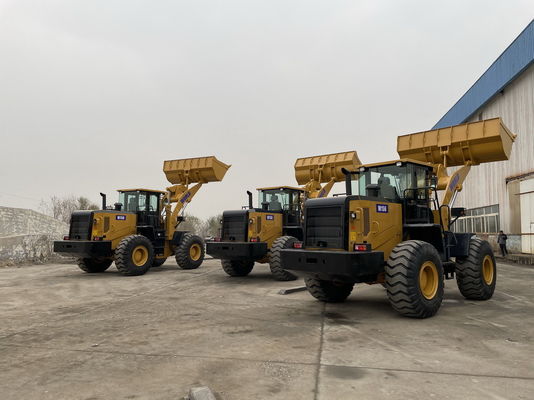 16200kg Bobot Kerja Perangkat Pemuatan Ujung Depan Dengan Kapasitas Bucket 3,0-3,6m³