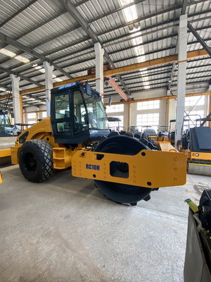 1500mm Drum Vibratory Road Roller dengan Mesin Cummins 4BTA3.9-C125
