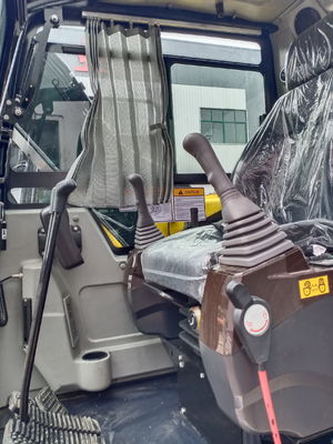 Excavator Crawler Hydraulic yang dapat diandalkan mencapai ketinggian penggalian maksimum 7023mm