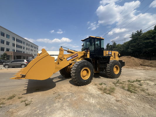 XCMG wheel loader excavator mirip dengan CAT compact front end loader 5 ton digunakan untuk pertambangan
