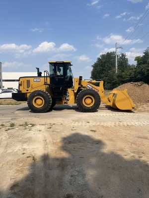 XCMG wheel loader excavator mirip dengan CAT compact front end loader 5 ton digunakan untuk pertambangan